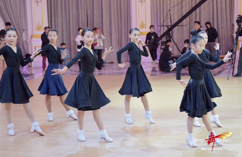2020黑池舞蹈节(中国)西部区域赛成都公开赛(图片集)