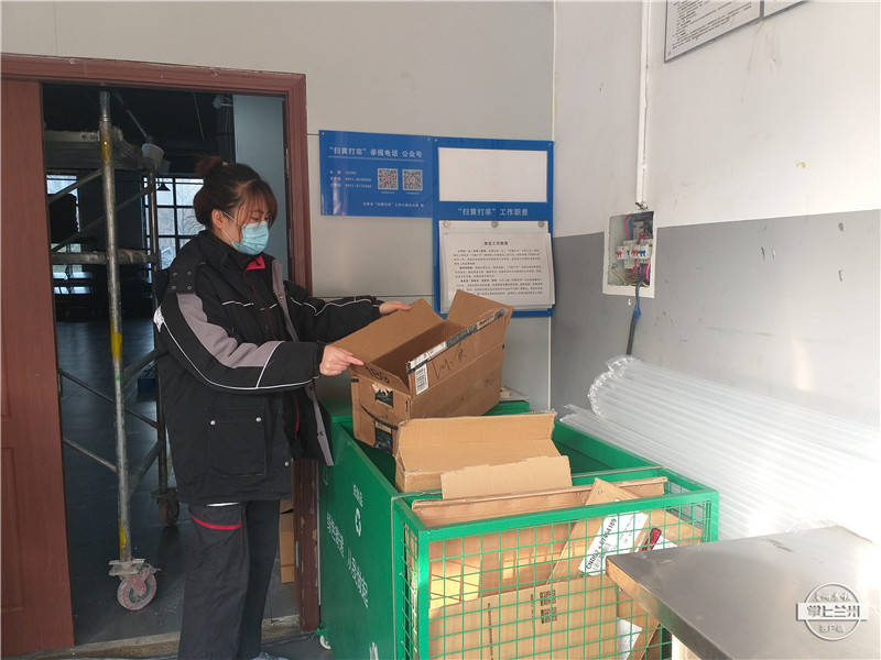 顺丰速运快递员电话 cfb4a2284ba2426dacadf2b349a3d1a6.jpeg