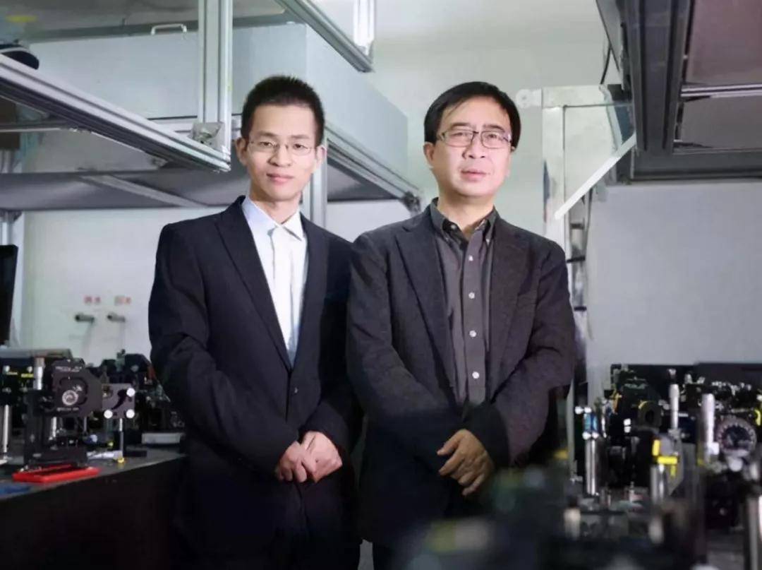 原型机|潘建伟、陆朝阳团队实现量子优越性：原型机“九章”登上Science，速度超谷歌百亿倍