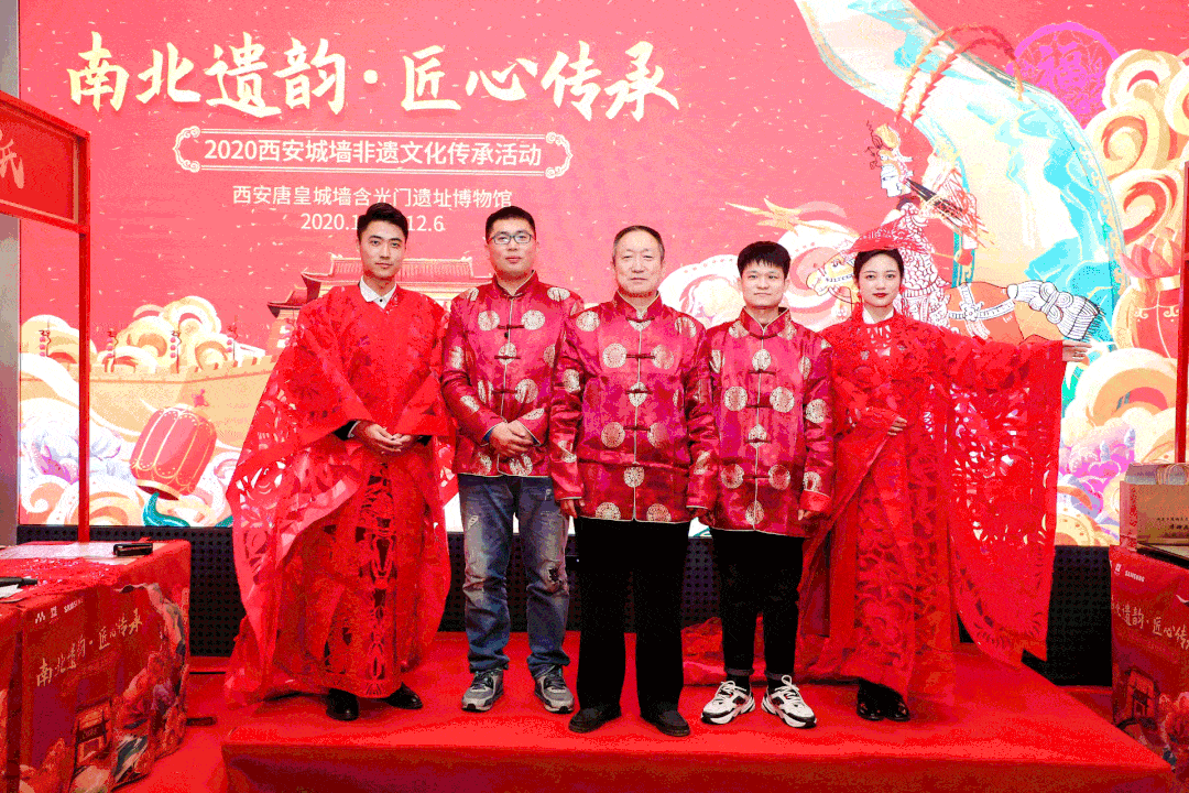 工笔精刀摹美人·画映桃花幻如真