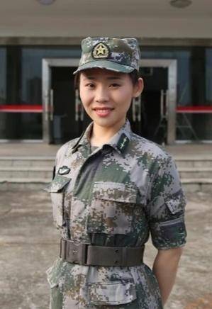 从机房到卫星发射场 从陆地,天空到海洋 都有 中国女兵的身影  带你