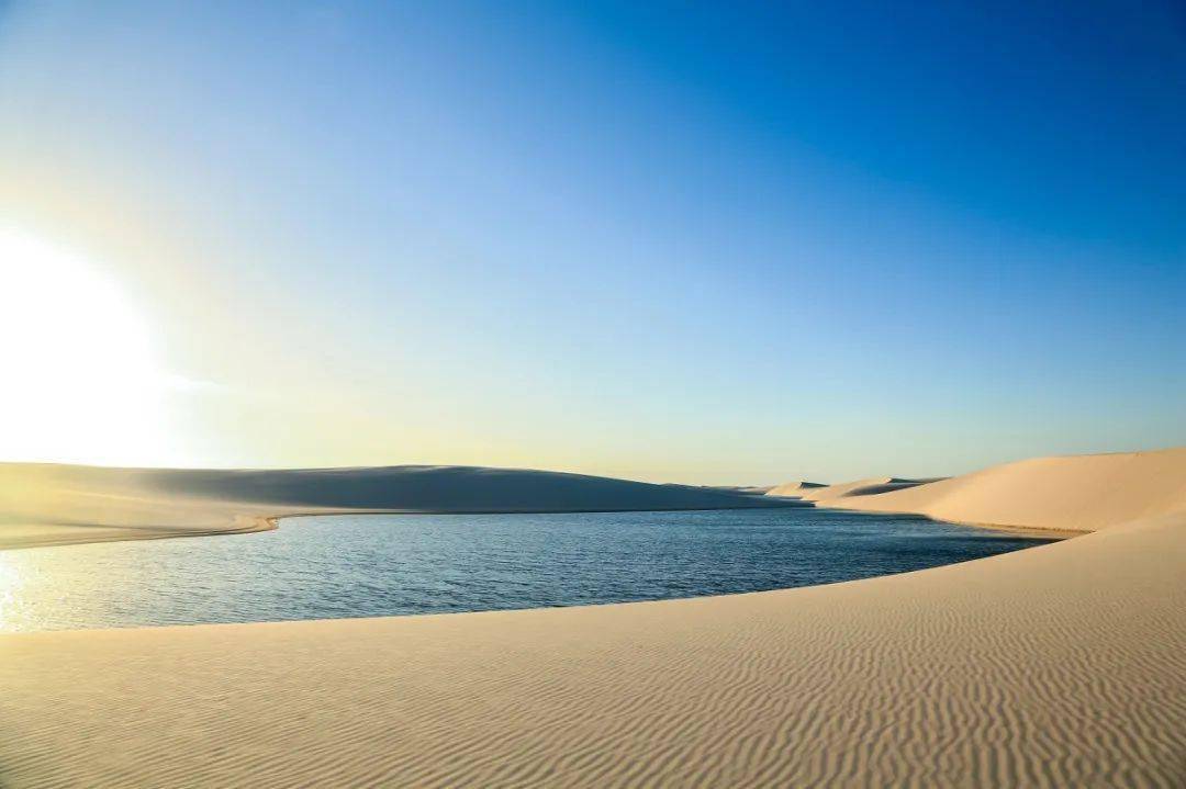 地球上最诡异的沙漠沙漠遍地都是水水比沙子还多