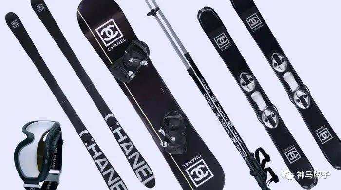 十博体育滑雪服今年出圈儿了！这16个品牌的装备时髦又专业(图27)