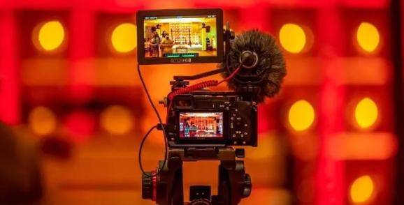 直播有多火 e4e2c0c637a84109be9cc929563a27bc.jpeg