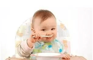 几个月宝宝会拿筷子 41fbcd0da00c408cb2c7dbb00870764a.png