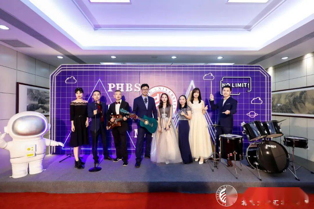 晏银燕,秦佩云,黄芳,谢巍,郑露燕,林敏,程若楠,陈艳菲,熊桢妩,冯庆