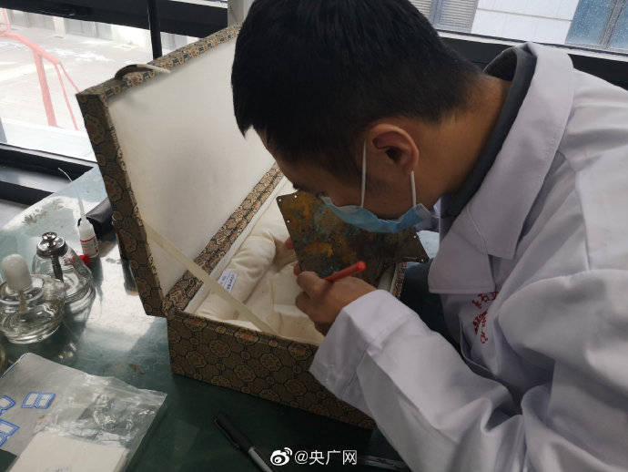带你去看保税区里的“文物医院”