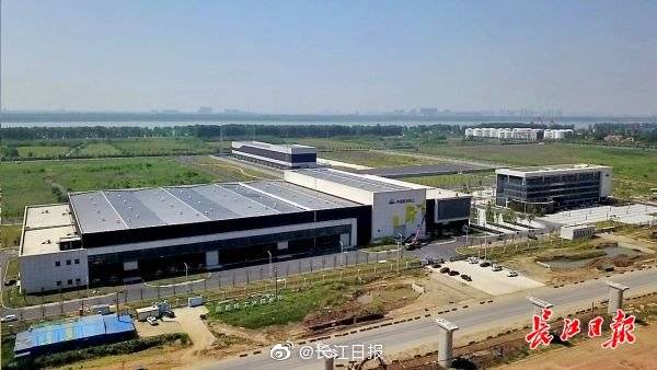 武汉第三季度经济总量_武汉第三医院图片(2)