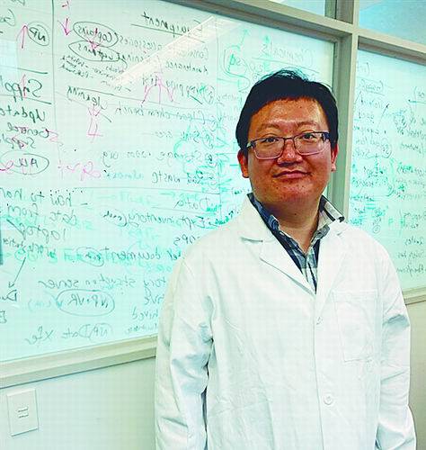 华人|32岁全球青年科学家奖特等奖华人曹俊越：为生物学探索之路“点灯”
