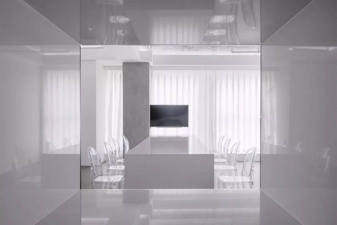 极简白 | 恰到好处的删繁就简！