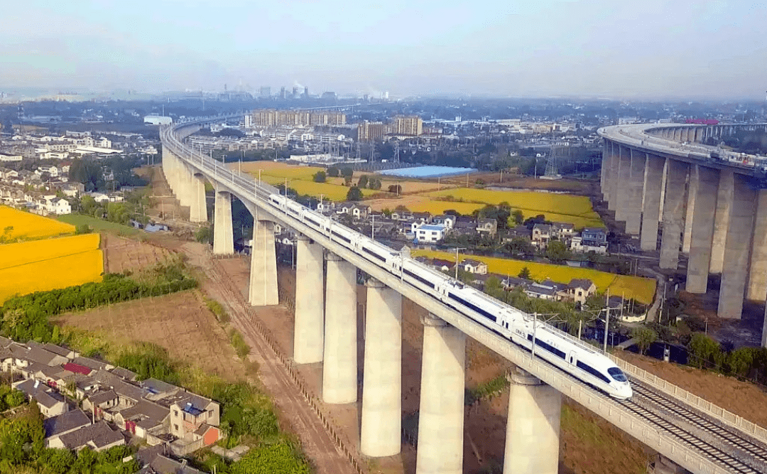 麦岭镇岗西人口_西韩岭学校图片(3)