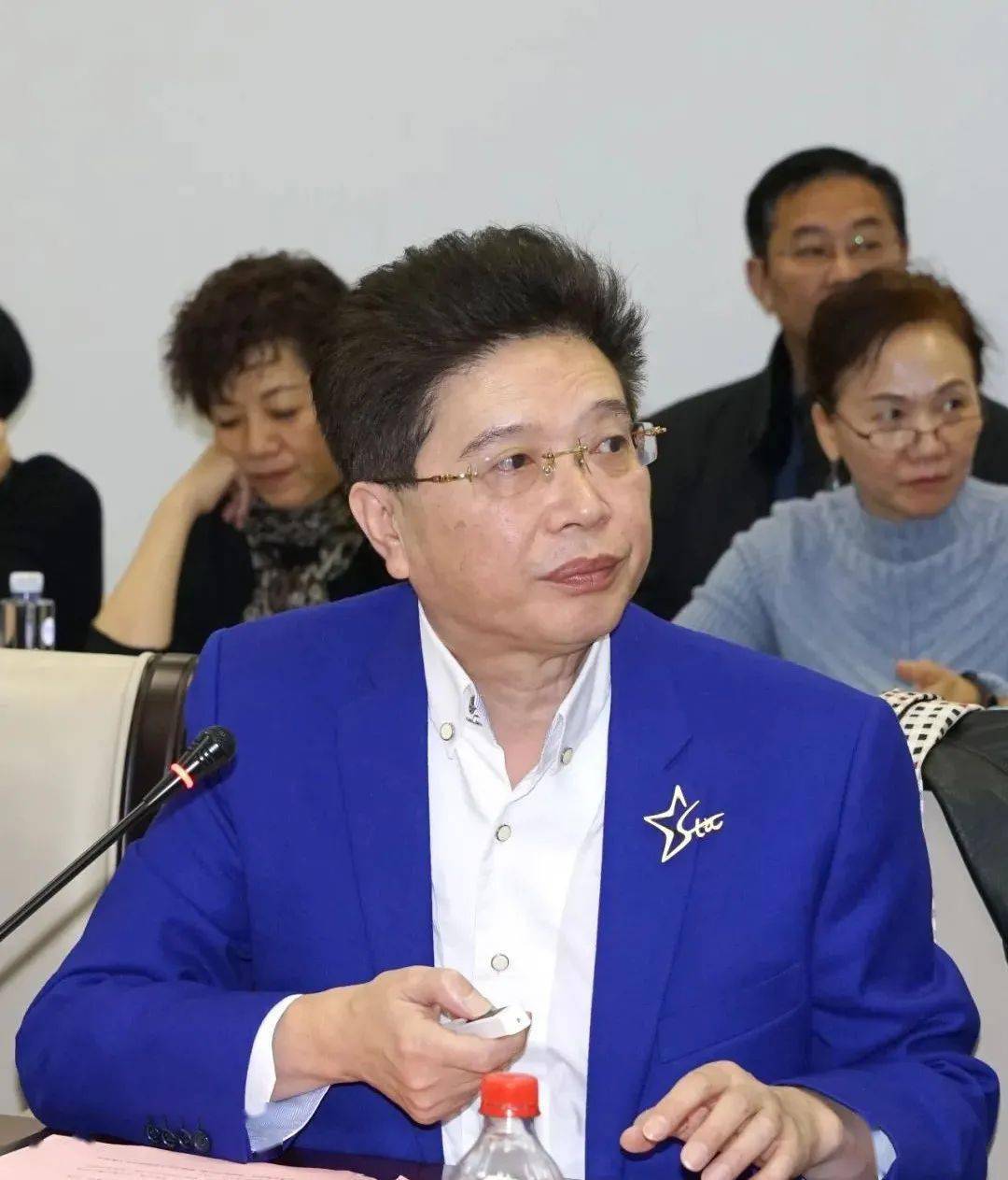 一,上海戏剧学院舞蹈学院院长,舞校副校长陈家年《舞蹈表演专业中本