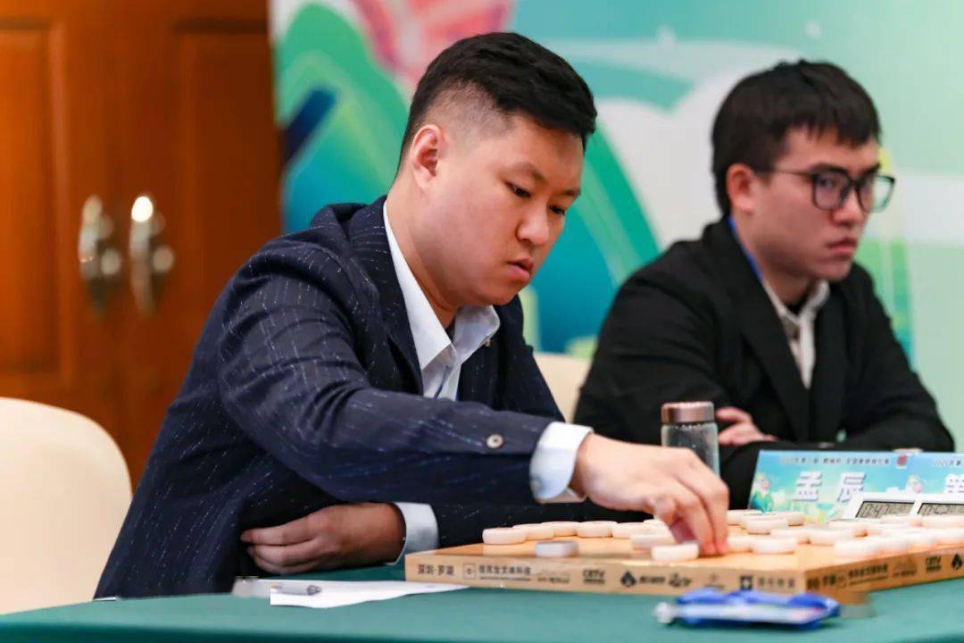 首日两轮战罢,徐超,赵金成,黄海林,陈幸琳四位棋手遭遇连败,遗憾出局.