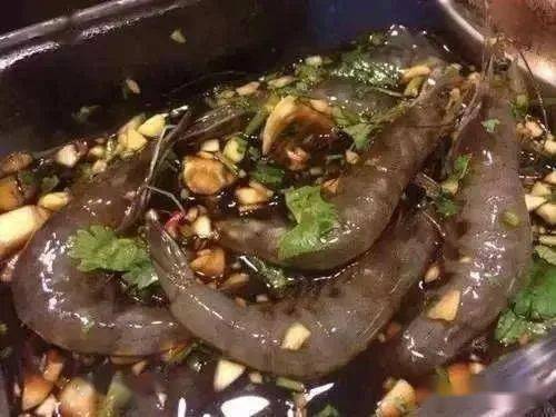 怎么吃生腌海鲜 52fe33f9b1a74cd19df96a3246b19d5b.jpeg