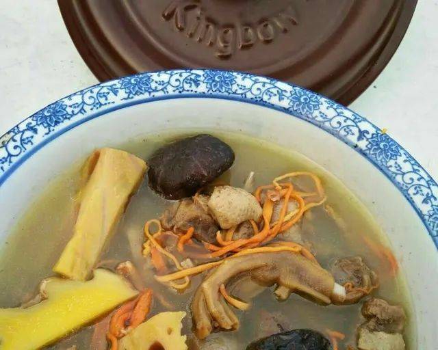 虫草花老鸭汤