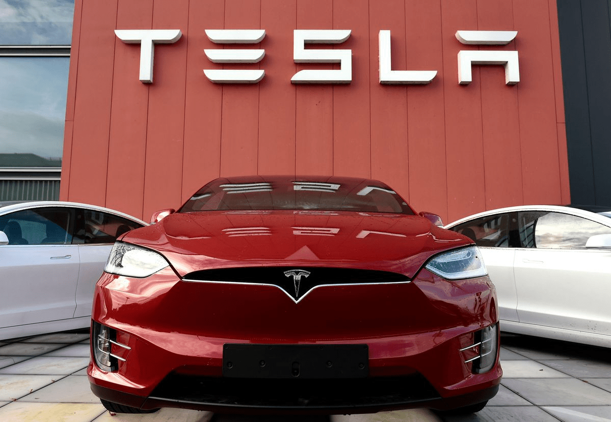 特斯拉在2020年总共交付了49.95万辆电动汽车,略低于50万辆的目标