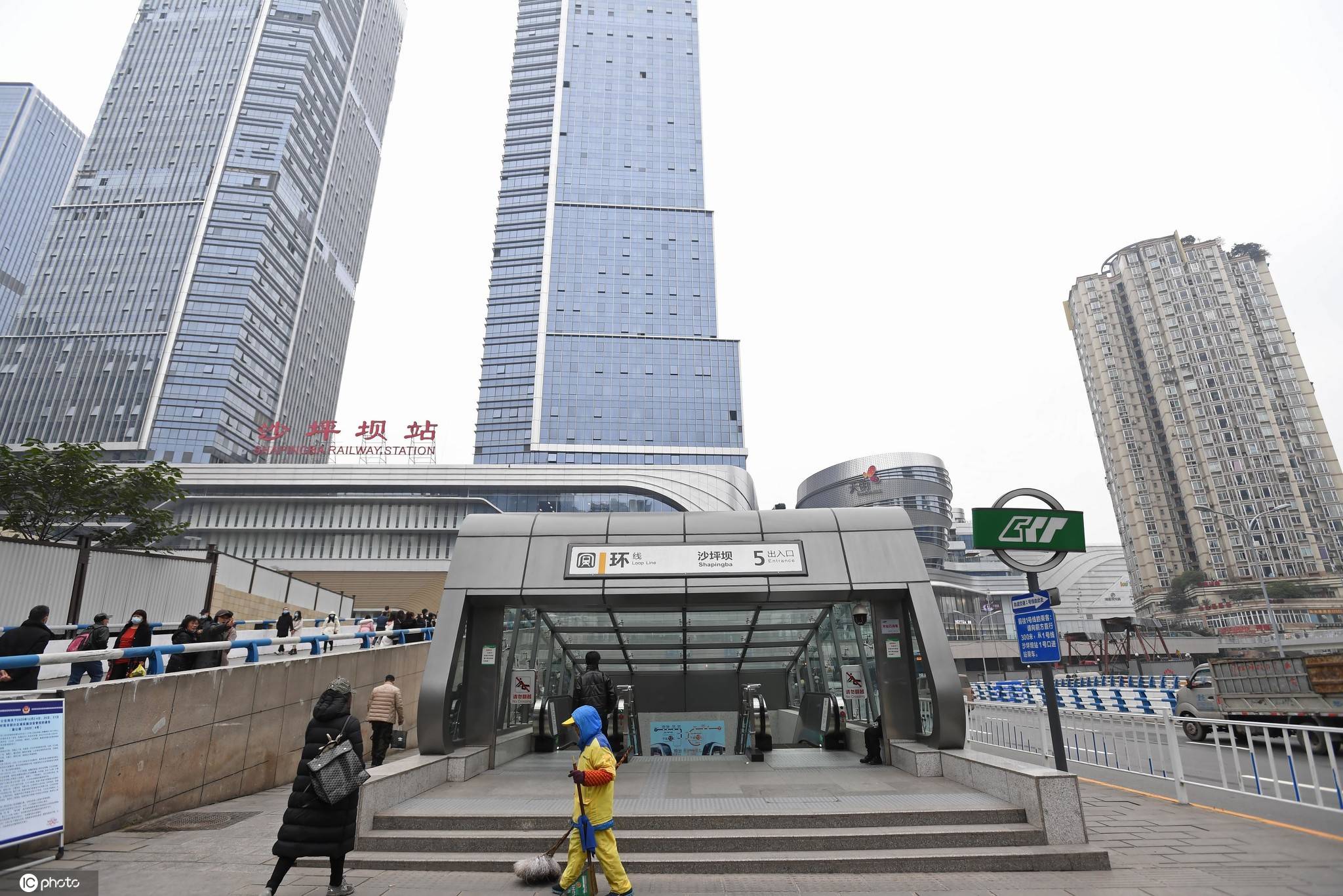 重庆建成中国首个商圈高铁TOD项目_搜狐网