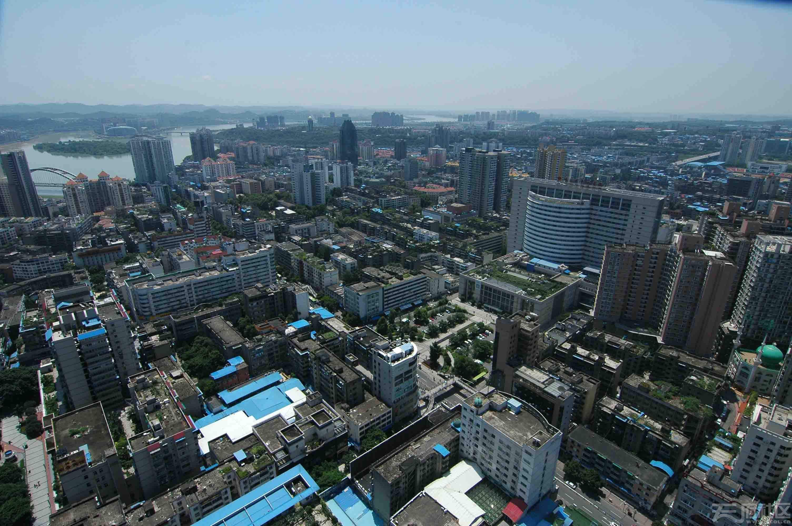 2020成都第三季度gdp_近十年中国gdp数据图