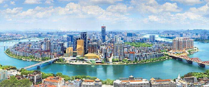 2020年gdp全国排名_近十年中国gdp数据图