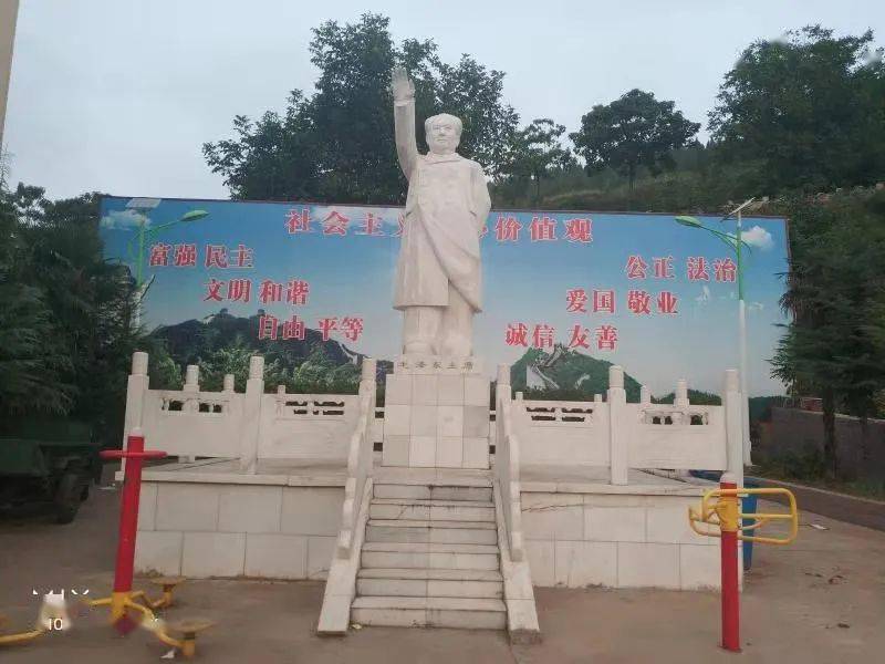文殊镇翟山景区的美丽传说