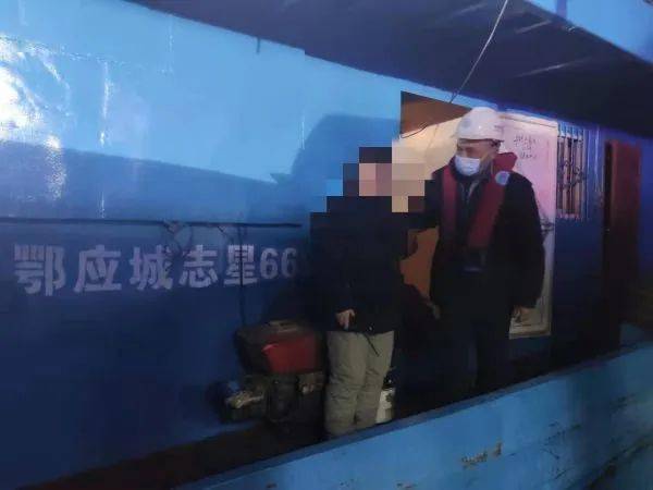 应城镇人口_城镇人口增加图片(2)