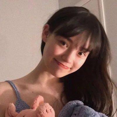 好看的女头像无水印 c5a7561a60164abb876ab3e33fce2fbb.jpeg