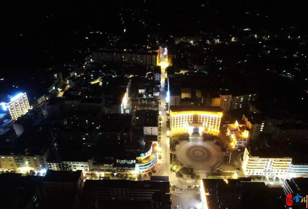 冰冷的寒冬街头立刻温情满溢  金川县的夜景 哪里最美?