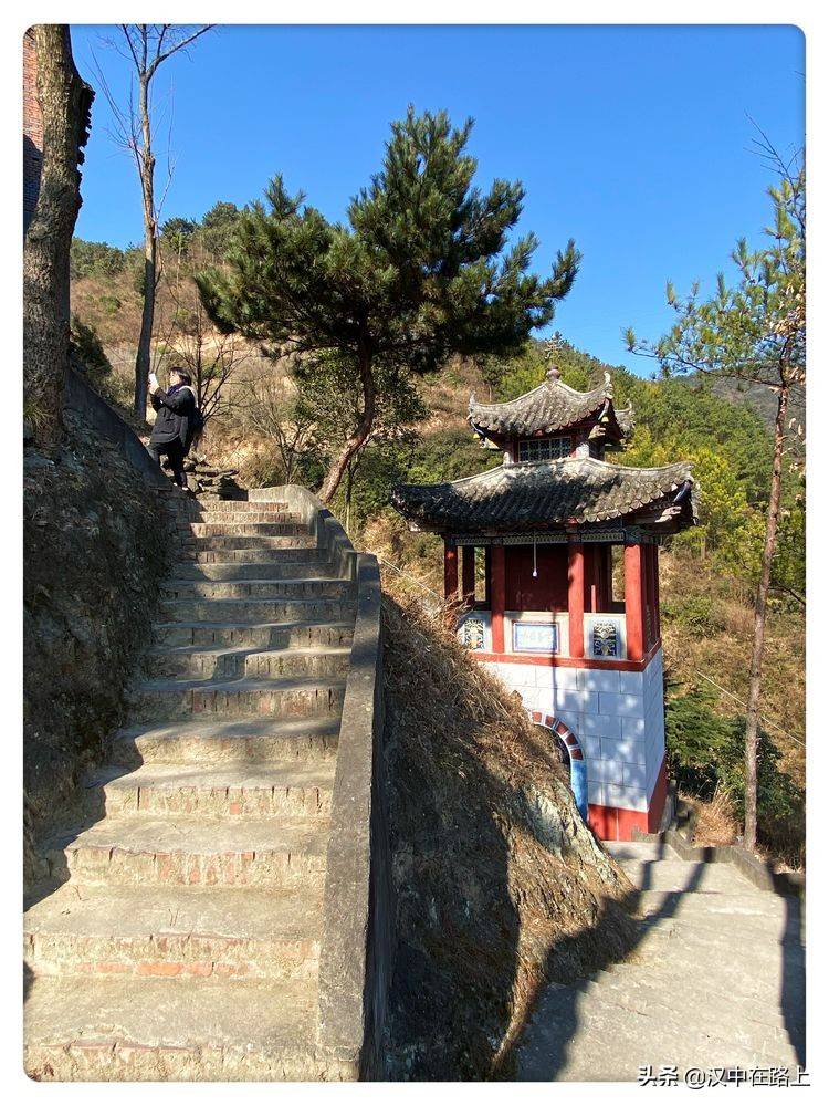 汉中花果山中藏着个北海道观是个观光休闲的好去处