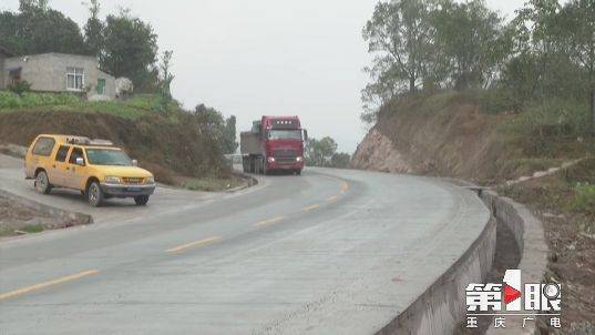 东温泉景区快速连接线绕景路建成通车