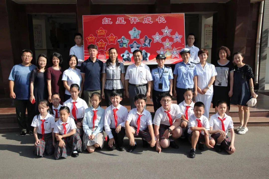 济南市文化东路小学:【厚积稳进以成势 以红养正谱新篇】
