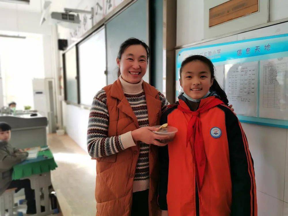 【未成年人思想道德建设】岚山区实验小学:弘扬传统文化,欢度浓情腊八