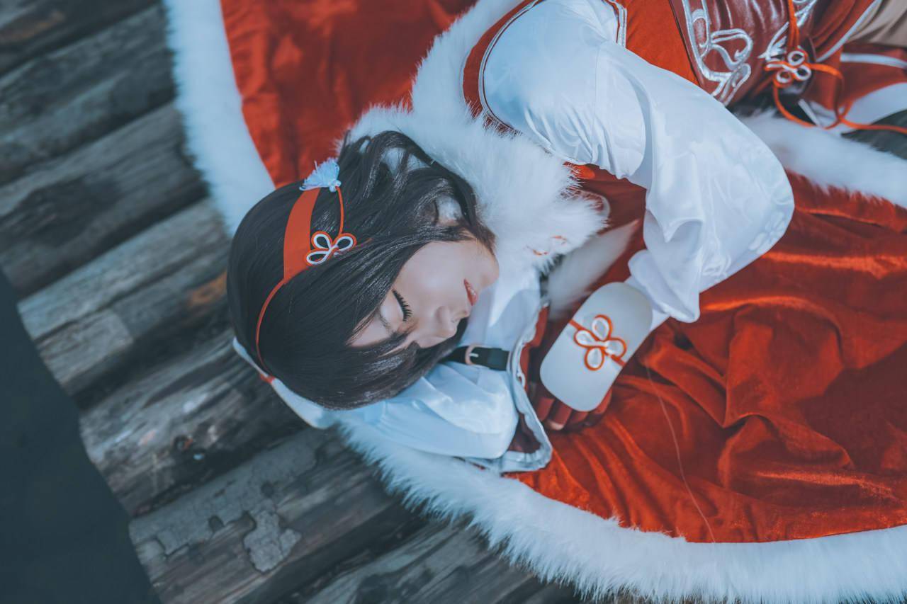 tya事务所残月雪乐正绫cosplay