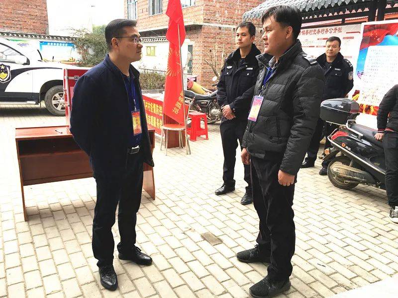 1月22日,副县长林小波到白沙镇蔡村指导换届选举工作