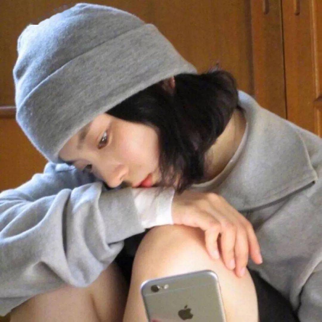 头像| 发呆是唯一不用付费的宇宙遨游