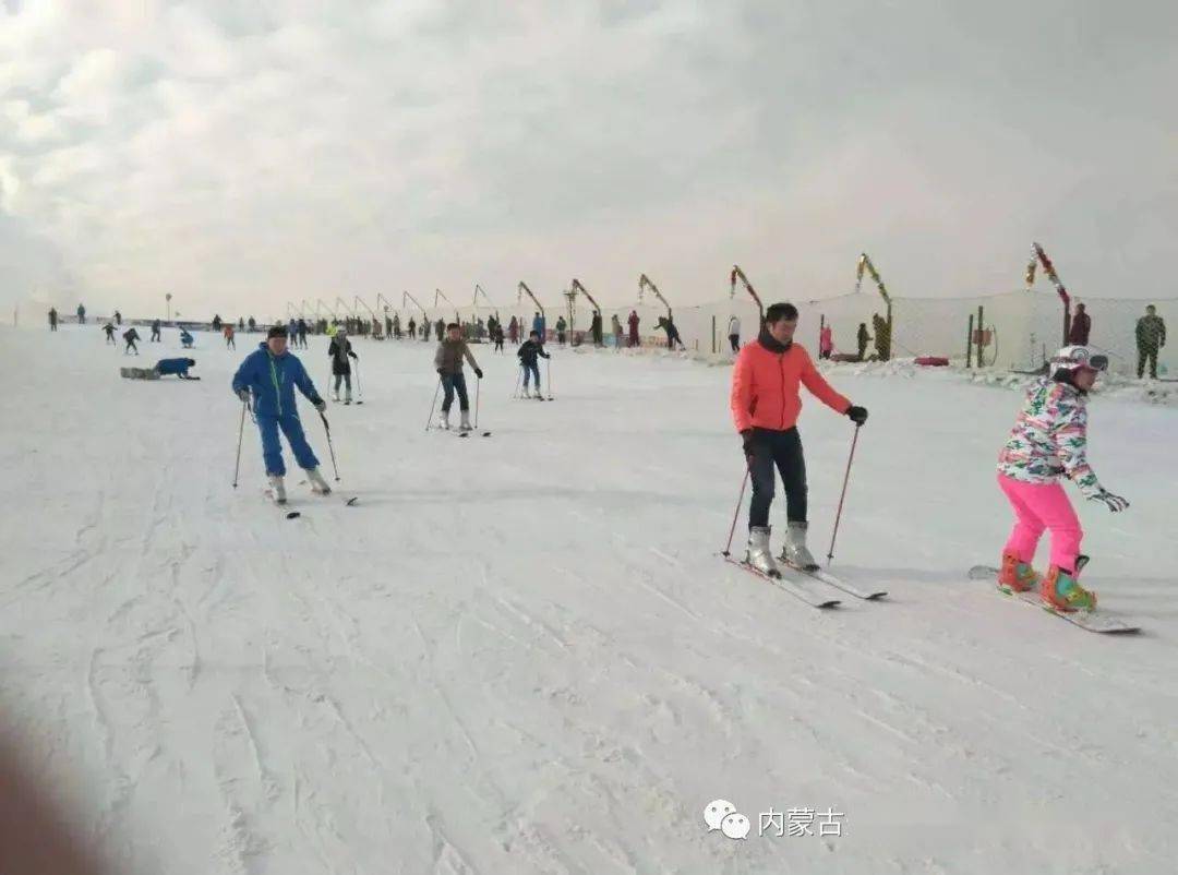健锡滑雪场(节假日通用含雪具,超低价速抢)2小时票59.