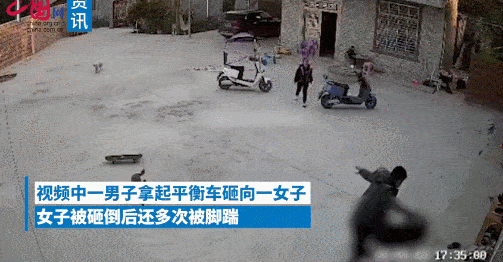 恶劣!广西博白一男子暴打妻子,女儿阻拦遭猛踹