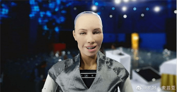 美女机器人索菲亚今年量产人机关系能否和谐与共
