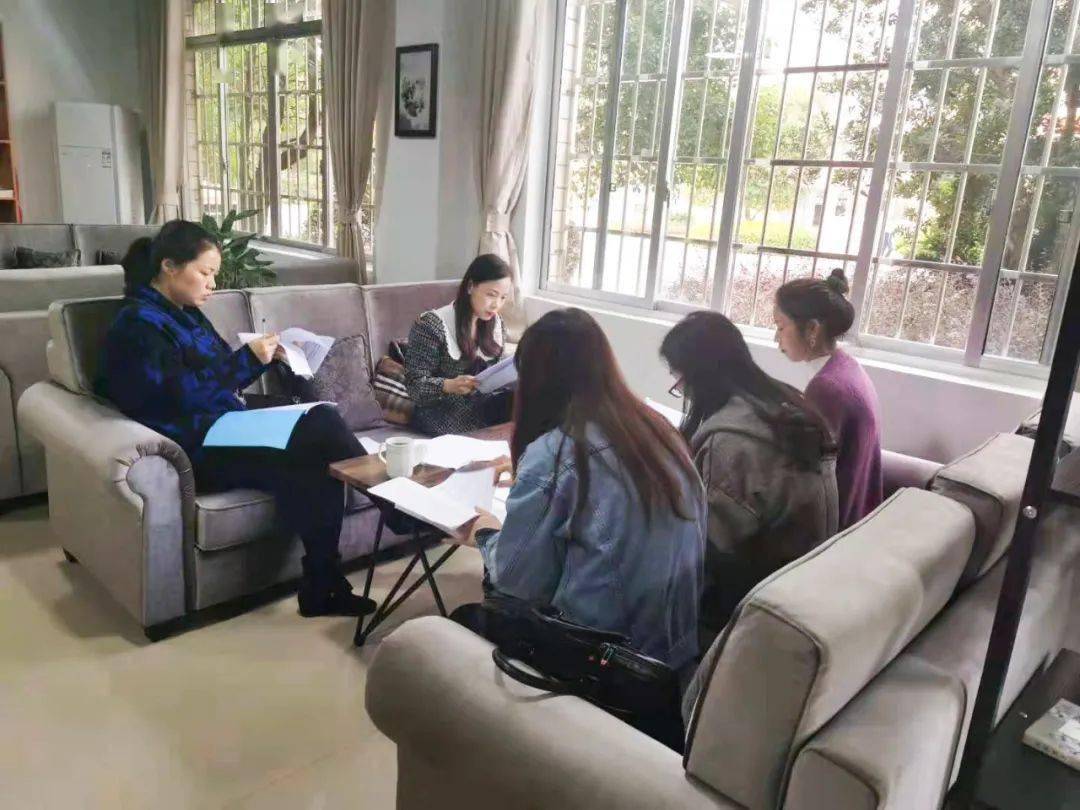 身边的好老师 李慧:慧心独具育桃李_教育