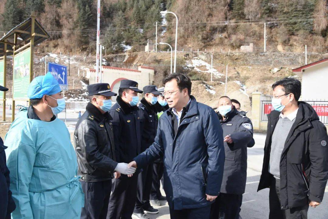 坚持以防为先全力确保人民群众平安祥和过新年