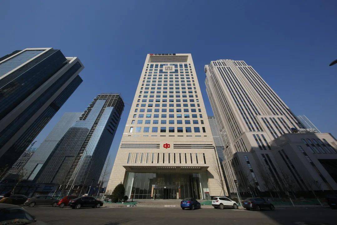 加快推进丽泽soho,中华联合保险,平安金融中心等8个项目竣工或投入