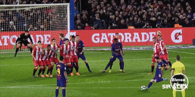 足球技巧:任意球独特踢法【内含其他任意球踢法】