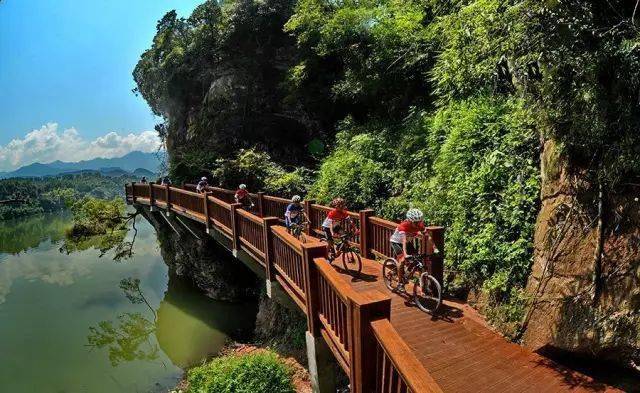 【旅游】永安市桃源洞-鳞隐石林风景区给您拜年啦!