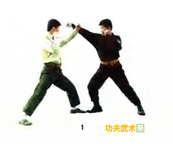 一招制敌格斗技(1-5式)踢打摔拿并用,迅速解除歹徒侵害能力