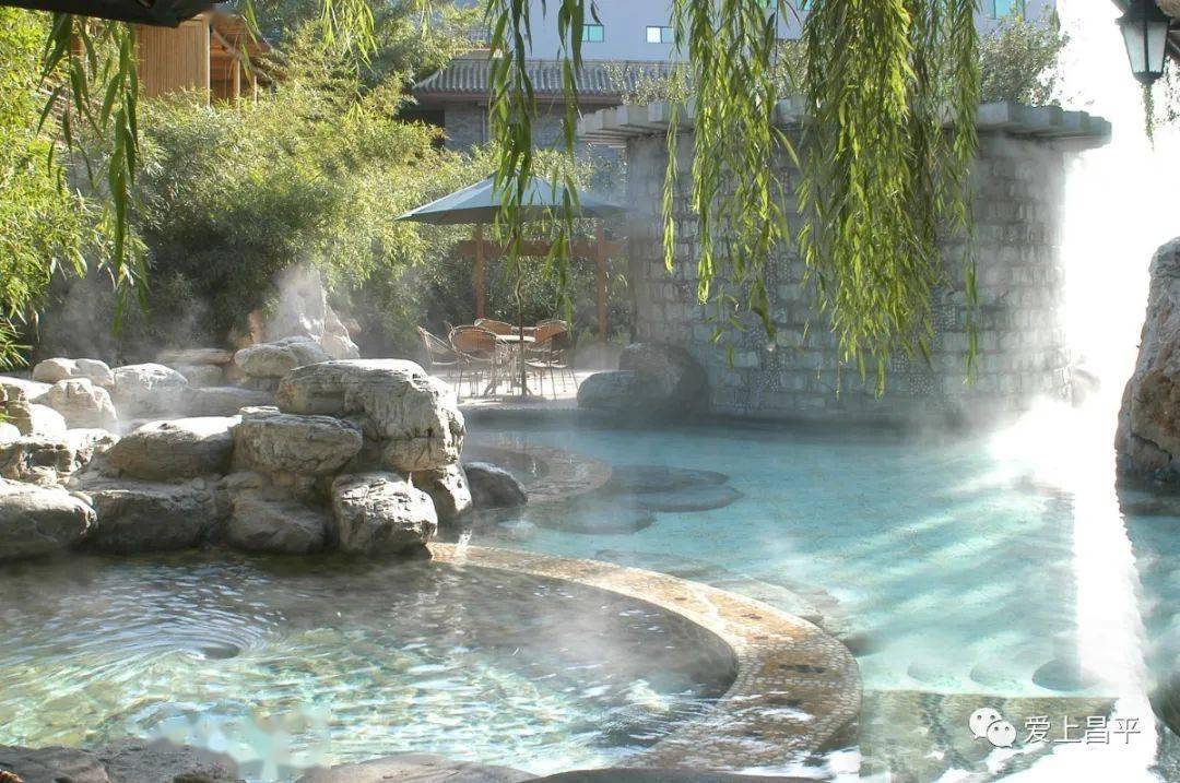 古典园林庭院风的九华山庄 地下拥有地热淡温泉 温泉药浴,桑拿按摩