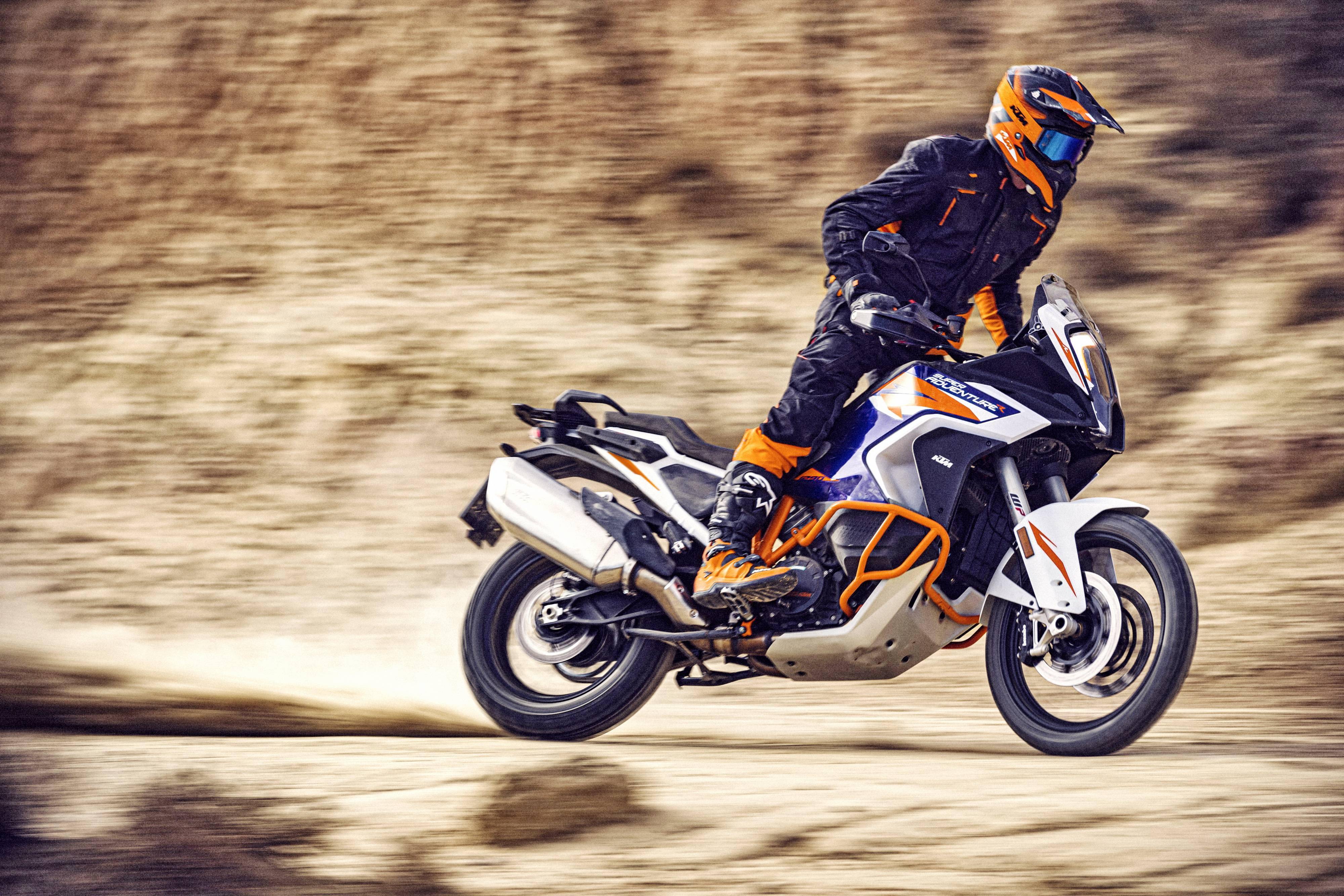 户外图集:ktm 追加推出 1290 super adv r