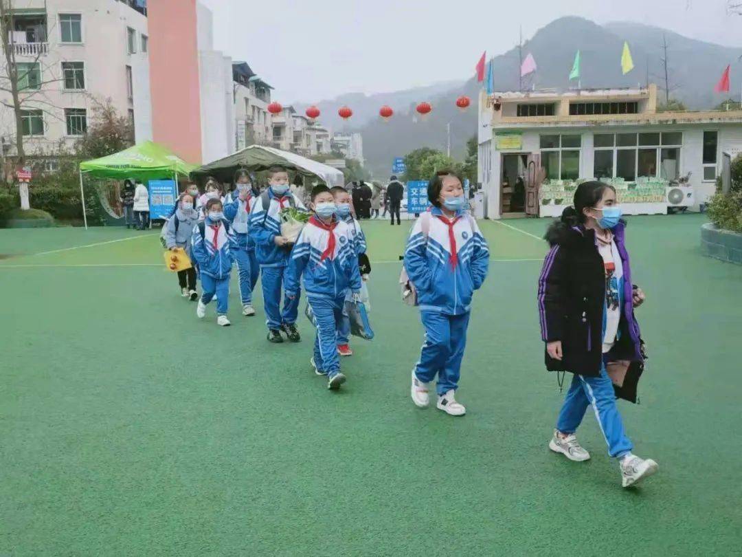 射洪市城西学校小学部