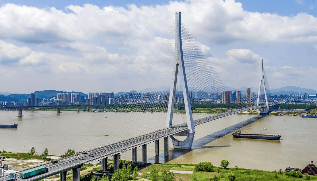鄂东长江公路大桥(长江二桥)