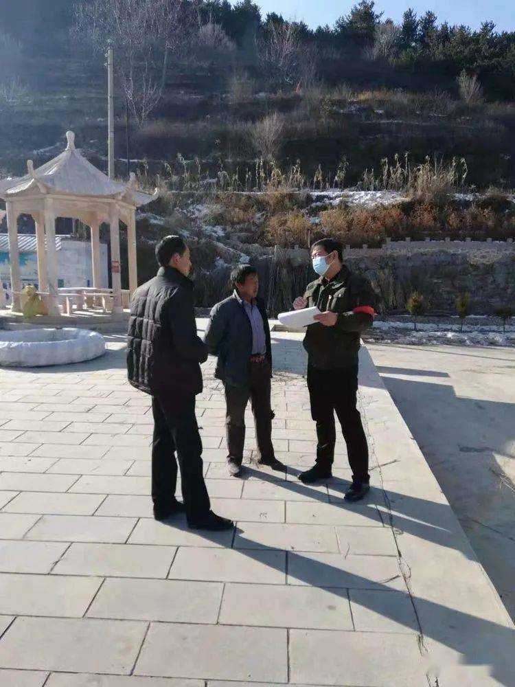3月4日,平顺县委常委,龙溪镇党委书记牛佳督查"两会"期间安全隐患排查