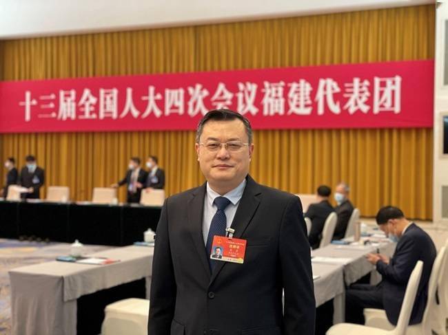 全国人大代表,厦门大学校长张荣:想国家之所想,急国家之所急 吹响百年