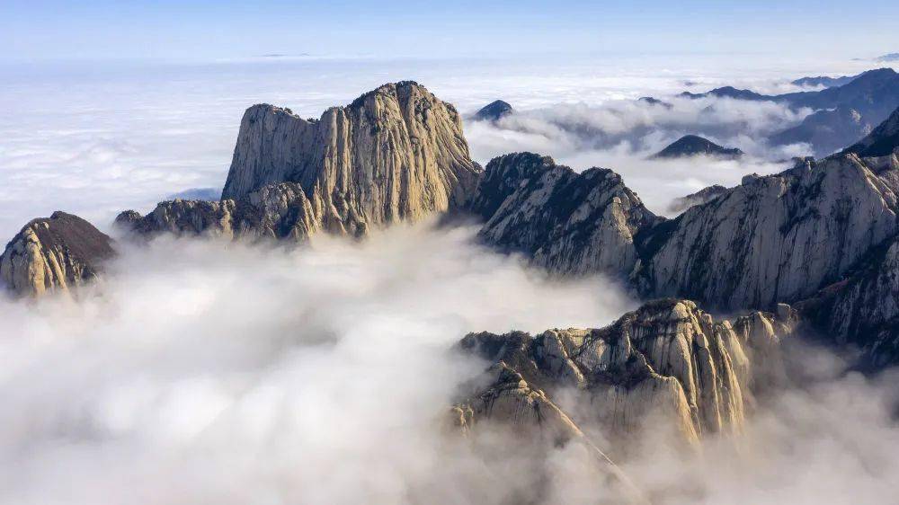 3月9日拍摄的华山云海景观(无人机照片).